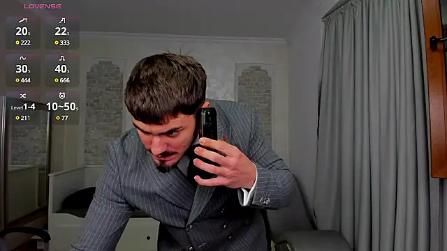 WilsonJules online show from 12/08/24, 08:36