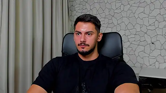 Snapshot of ClintMasters chatting on 09/25/25, 04:16 ClintMasters online show from 09/25/25, 04:16