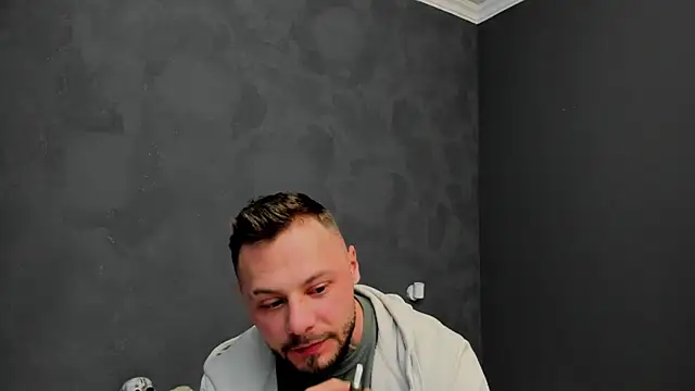 BrianHunts online show from 12/24/24, 06:33