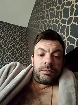 Snapshot of jakerusso chatting on 10/04/25, 12:58 jakerusso online show from 10/04/25, 12:58