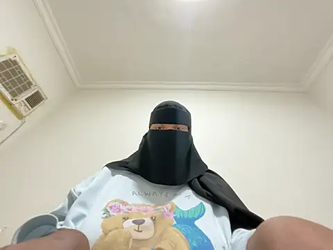 Submissive Arab online show from 01/18/26, 09:51