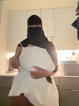 Submissive Arab online show from 05/07/26, 08:14
