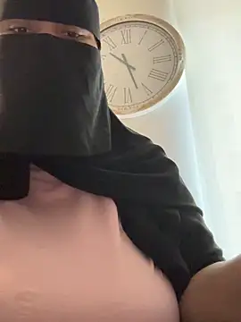 Submissive Arab online show from 05/09/26, 02:22