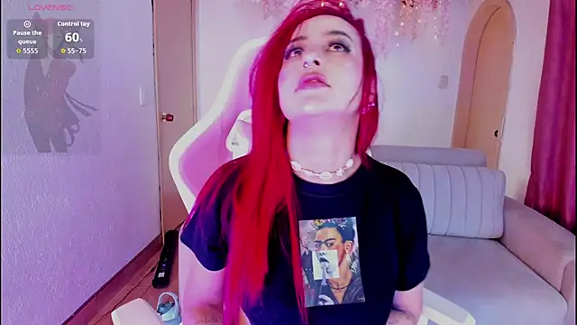 Mia-Bloom online show from 10/09/25, 02:53