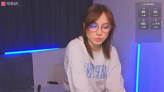 Snapshot of Eva_Doo chatting on 02/23/25, 11:04 Eva Doo online show from 02/23/25, 11:04