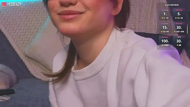 Snapshot of Eva_Doo chatting on 03/04/25, 02:49 Eva Doo online show from 03/04/25, 02:49