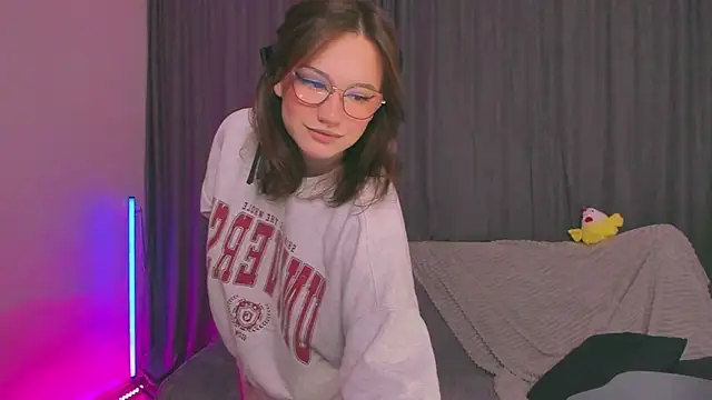 Snapshot of Eva_Doo chatting on 09/11/25, 07:58 Eva Doo online show from 09/11/25, 07:58