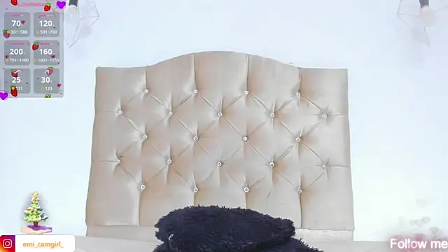 emily campbell  online show from 12/28/24, 01:59