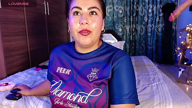 gatuwildhott online show from 09/18/25, 06:21