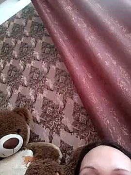 LeilaSaint online show from 10/28/25, 07:45