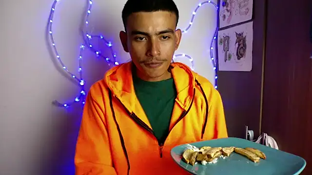 sorry-mom69 online show from 12/13/25, 07:53