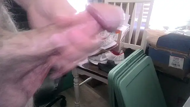 Snapshot of texansn chatting on 09/30/25, 06:57 texansn online show from 09/30/25, 06:57