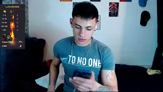 danilohot 19 online show from 12/20/24, 12:41