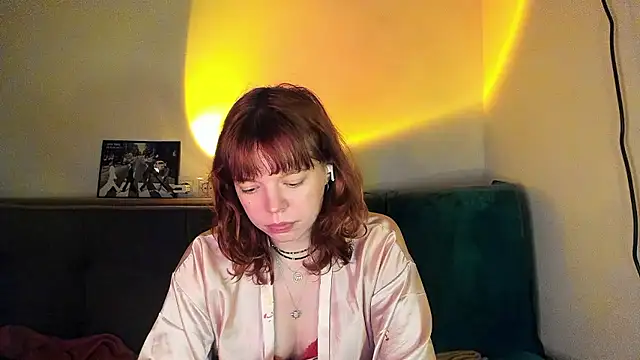 Snapshot of ClancyMorissey chatting on 12/05/24, 12:52 ClancyMorissey online show from 12/05/24, 12:52