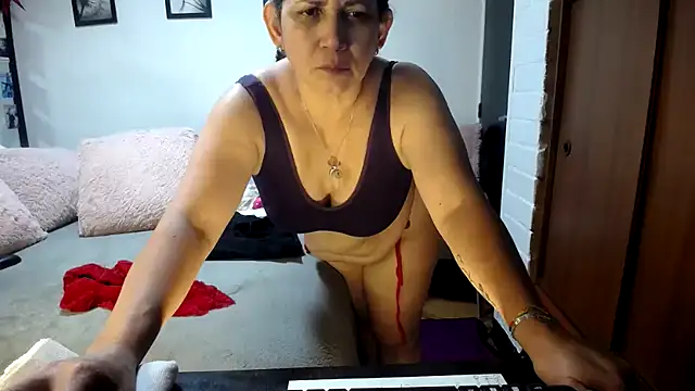 maturehoxx online show from 02/20/25, 10:48
