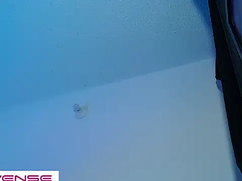 Snapshot of Leon_Wild chatting on 04/08/26, 02:22 Leon Wild online show from 04/08/26, 02:22
