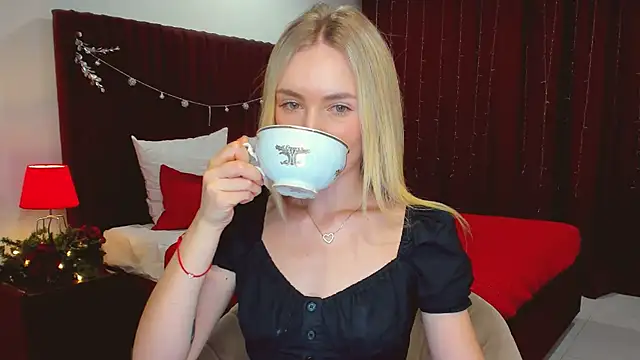 bella  rose online show from 12/12/24, 01:17