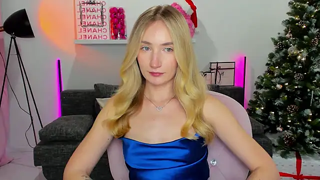 bella  rose online show from 12/23/24, 07:30