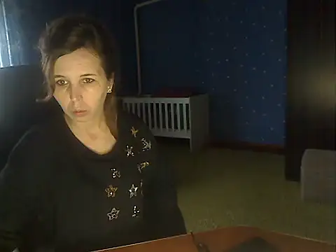 Snapshot of loveis007 chatting on 11/21/25, 09:19 loveis007 online show from 11/21/25, 09:19