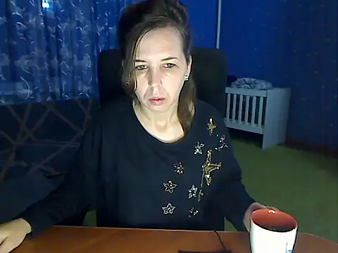 Snapshot of loveis007 chatting on 12/02/25, 01:00 loveis007 online show from 12/02/25, 01:00