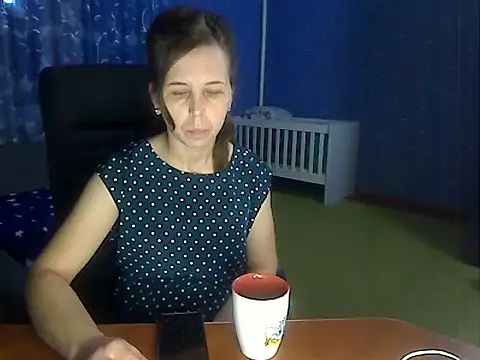 Snapshot of loveis007 chatting on 12/15/25, 02:16 loveis007 online show from 12/15/25, 02:16