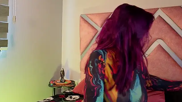  kelly hous36 online show from 11/12/25, 12:49