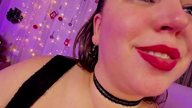AdellaDulce online show from 12/17/24, 06:31