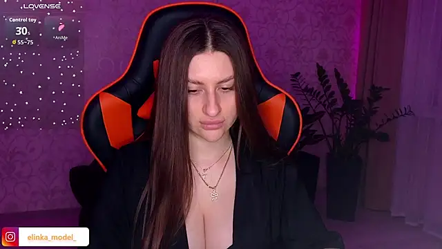 Snapshot of Elishka_ chatting on 10/05/25, 06:50 Elishka  online show from 10/05/25, 06:50