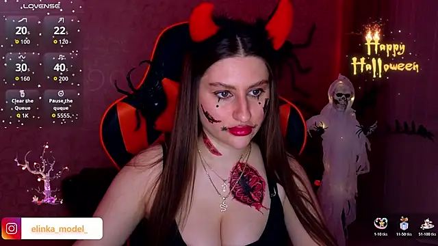 Snapshot of Elishka_ chatting on 10/31/25, 08:21 Elishka  online show from 10/31/25, 08:21