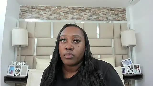 Snapshot of ShaniaBrownn chatting on 01/31/26, 07:45 ShaniaBrownn online show from 01/31/26, 07:45