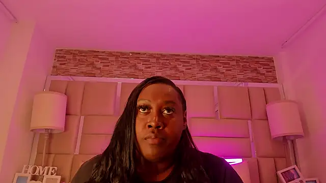 Snapshot of ShaniaBrownn chatting on 02/23/26, 07:44 ShaniaBrownn online show from 02/23/26, 07:44