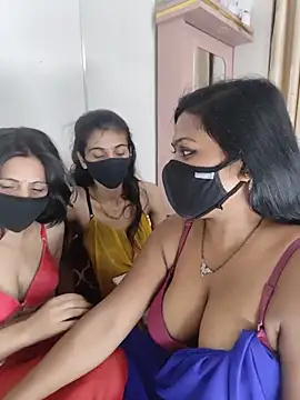 cutee  crazy online show from 07/28/26, 03:21