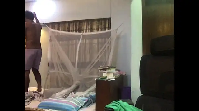 Snapshot of bangalidickolo chatting on 11/28/25, 06:32 bangalidickolo online show from 11/28/25, 06:32