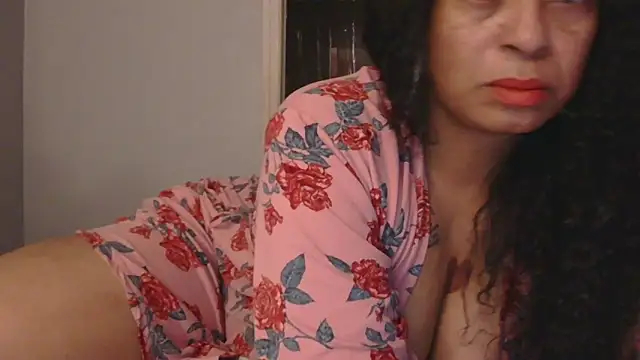 Snapshot of MSweetLindaParks chatting on 11/01/25, 11:29 MSweetLindaParks online show from 11/01/25, 11:29