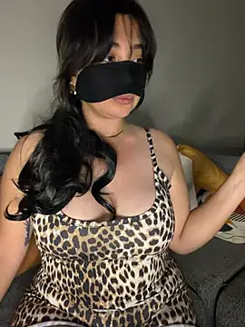  L0VE ME online show from 05/28/26, 10:51