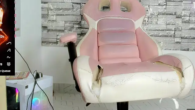 Snapshot of hot-timefun chatting on 09/23/25, 12:24 hot-timefun online show from 09/23/25, 12:24