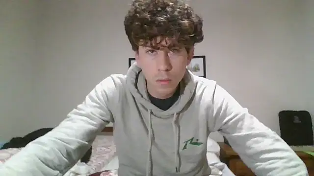 Snapshot of saint_not chatting on 09/25/25, 09:35 saint not online show from 09/25/25, 09:35