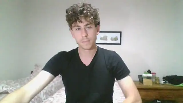 Snapshot of saint_not chatting on 10/14/25, 12:00 saint not online show from 10/14/25, 12:00