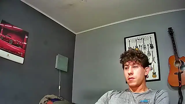 Snapshot of saint_not chatting on 10/17/25, 01:25 saint not online show from 10/17/25, 01:25