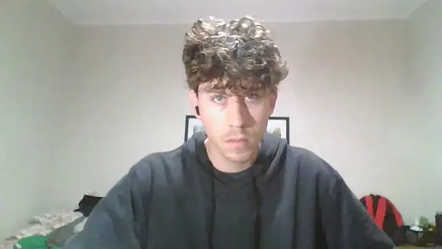 Snapshot of saint_not chatting on 10/20/25, 10:21 saint not online show from 10/20/25, 10:21