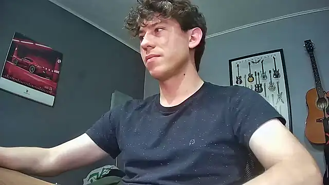 Snapshot of saint_not chatting on 10/24/25, 12:19 saint not online show from 10/24/25, 12:19