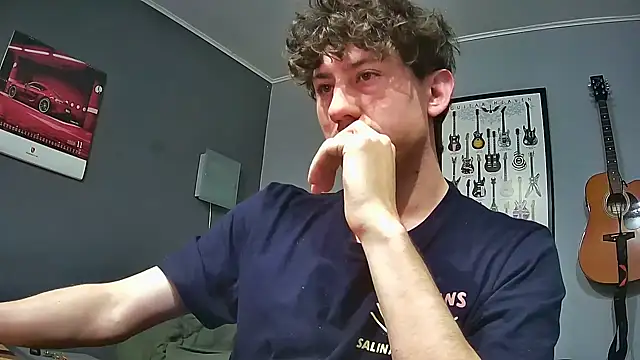 Snapshot of saint_not chatting on 10/26/25, 10:47 saint not online show from 10/26/25, 10:47