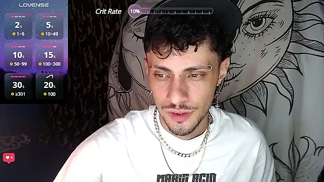 Snapshot of Apolo_S chatting on 12/07/24, 08:44 Apolo S online show from 12/07/24, 08:44