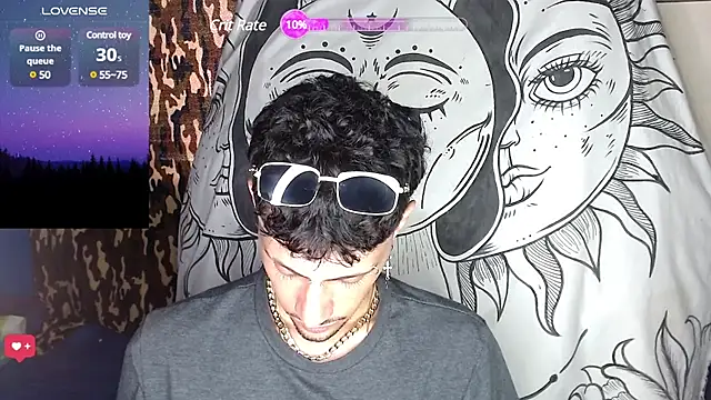 Snapshot of Apolo_S chatting on 12/14/24, 05:14 Apolo S online show from 12/14/24, 05:14