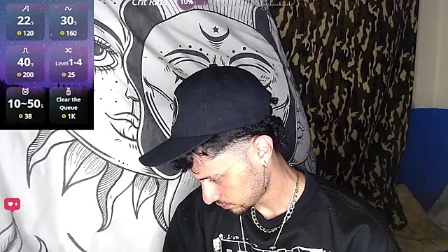 Snapshot of Apolo_S chatting on 01/05/25, 10:10 Apolo S online show from 01/05/25, 10:10