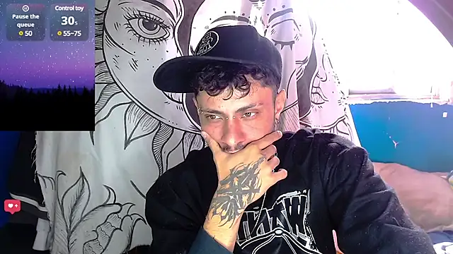 Snapshot of Apolo_S chatting on 01/14/25, 01:38 Apolo S online show from 01/14/25, 01:38