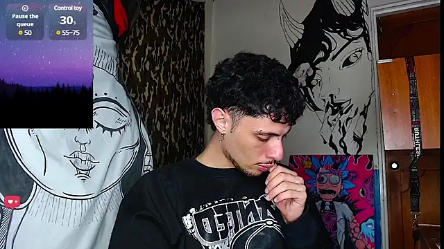 Snapshot of Apolo_S chatting on 02/13/25, 04:22 Apolo S online show from 02/13/25, 04:22