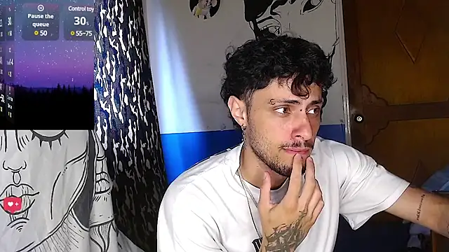 Snapshot of Apolo_S chatting on 03/18/25, 08:04 Apolo S online show from 03/18/25, 08:04