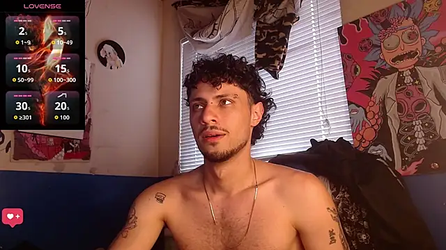 Snapshot of Apolo_S chatting on 10/23/25, 05:01 Apolo S online show from 10/23/25, 05:01