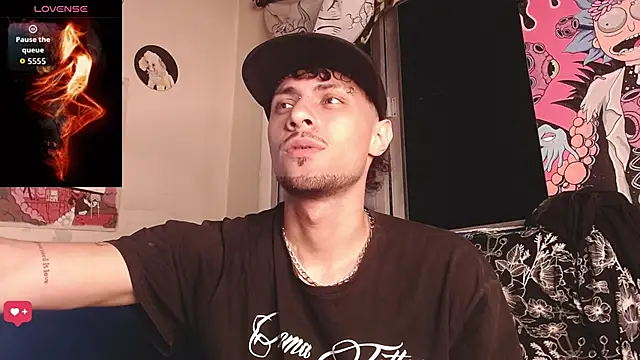 Snapshot of Apolo_S chatting on 11/27/25, 04:14 Apolo S online show from 11/27/25, 04:14